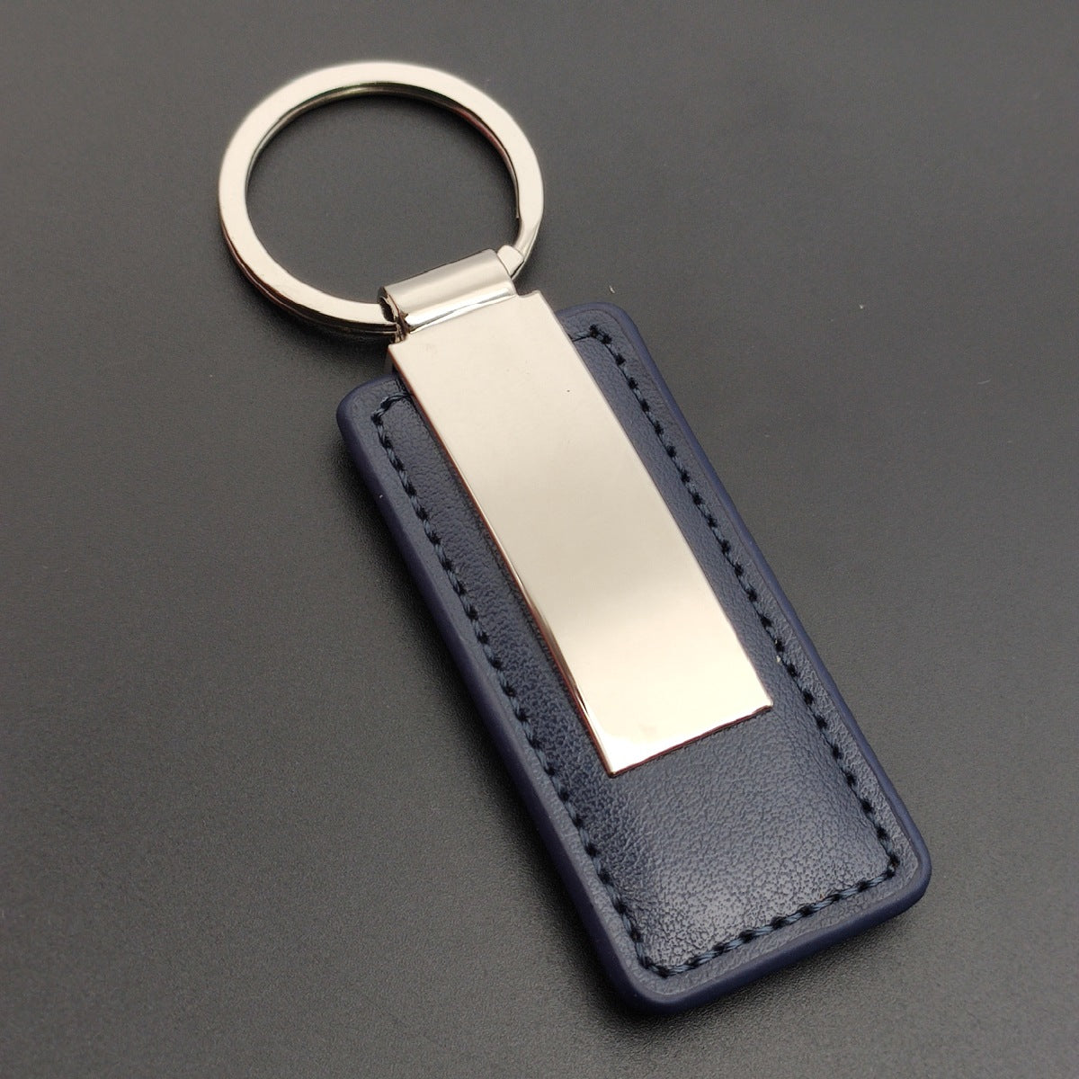 Leather Keychain Rectangular Metal Men's Leather Buckle Pu Leather Logo Car Gift Key Ring Keychain Pendant - image 2