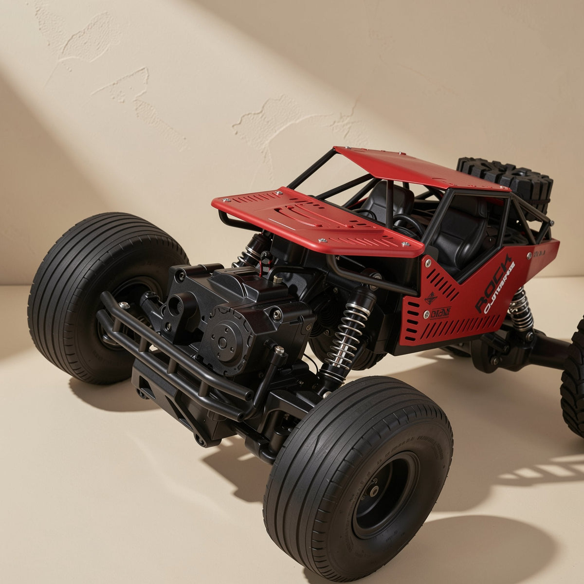 1:16 alloy four-wheel-drive off-road remote-control car - view 2
