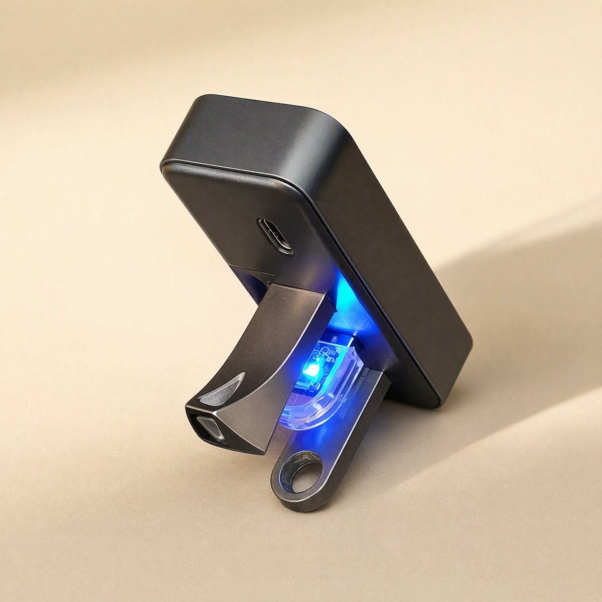Dashport TYPE-C docking station hub adapter for a Tesla Model Y glove box docking station - view 4